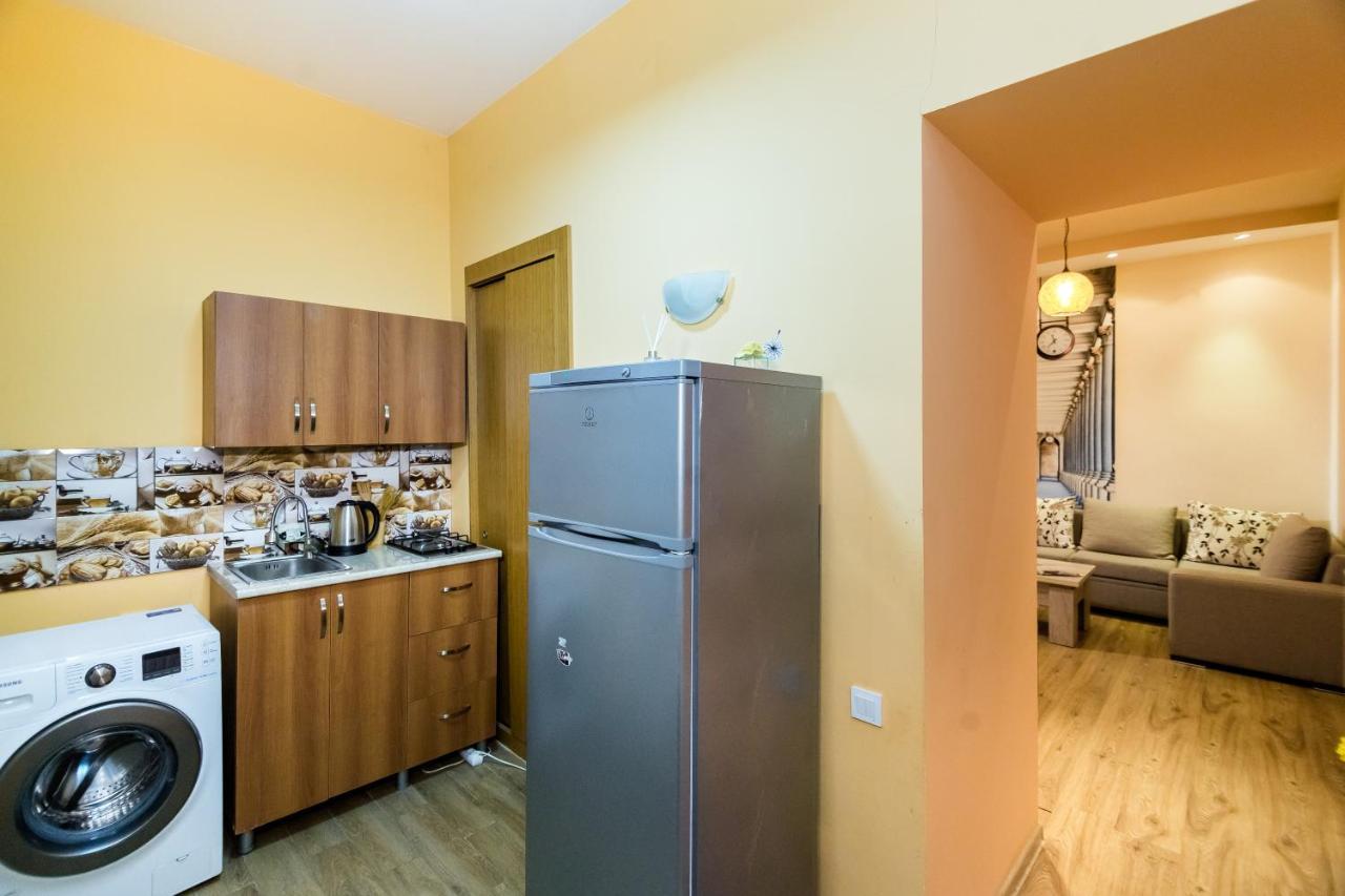 20 Shota Rustaveli Avenue Apartamento Tiflis Exterior foto